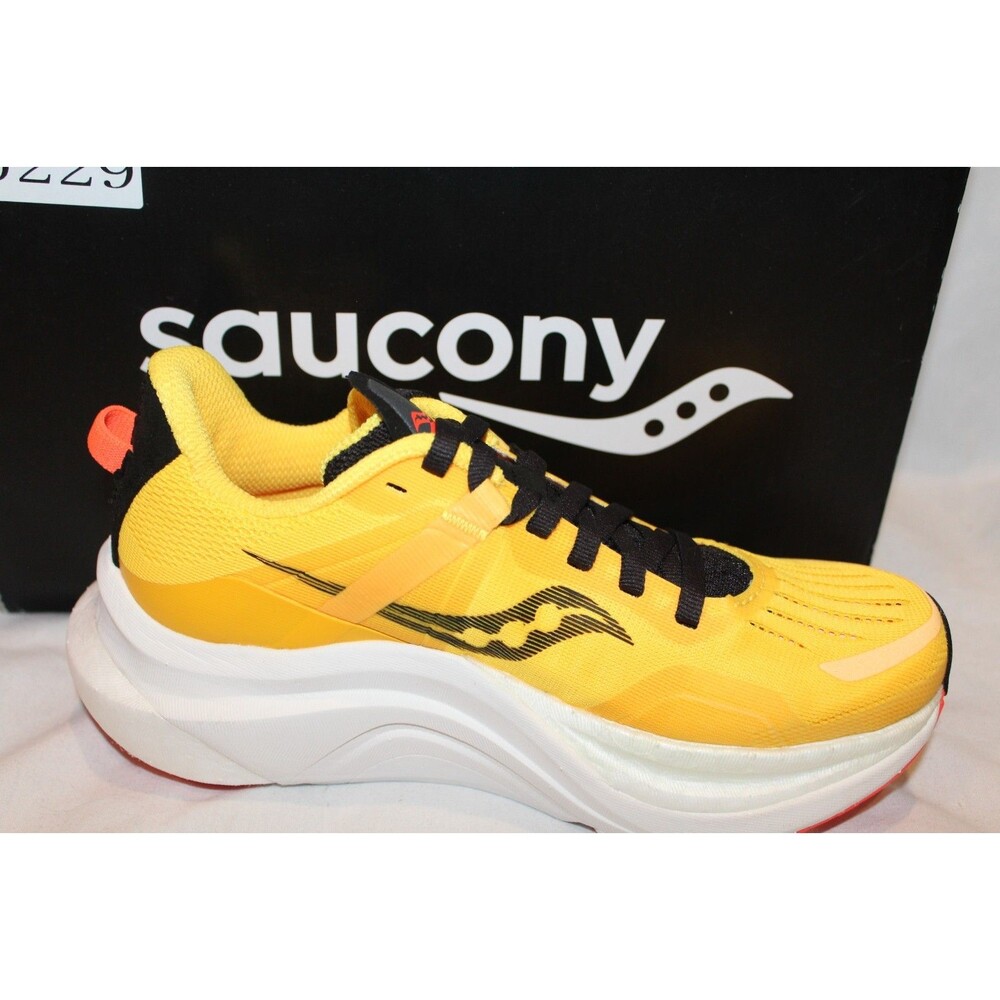 SAUCONY WOMEN'S TEMPUS RUNNING SNEAKERS GOLD BLACK NEW 5 $160 - Picture 5 of 7